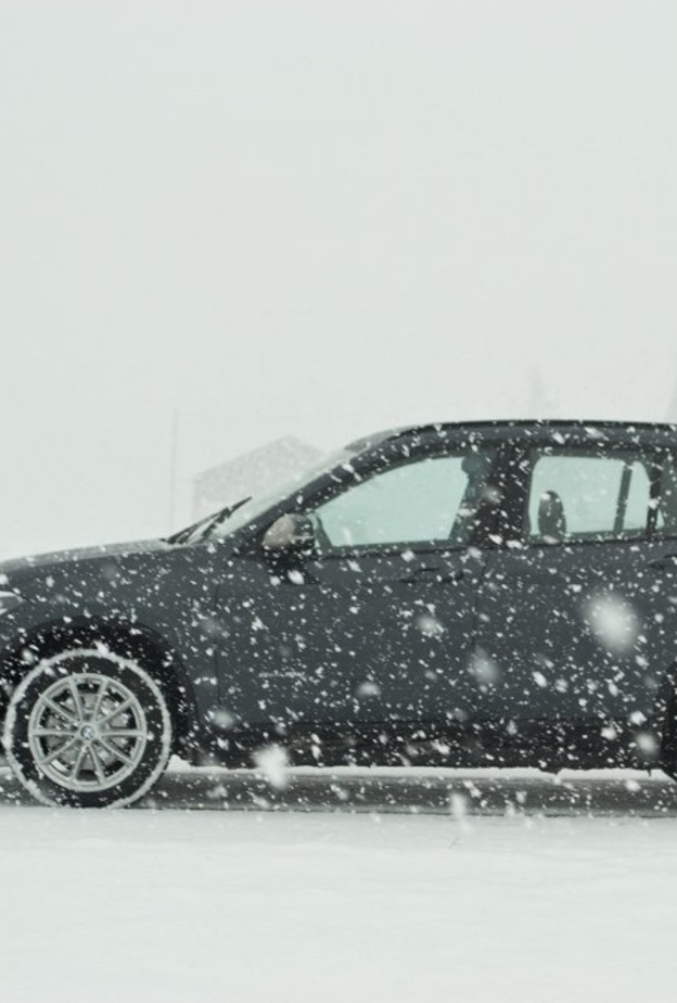 أخطاء شائعة يقع فيها السائقين أثناء قيادتهم على الثلوج والجليد