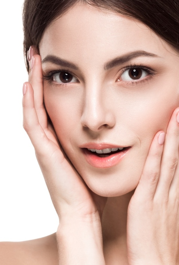 استقبلي عام 2019 ببشرة ناصعة ونقية