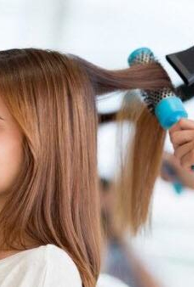 تأثير زيارة صالونات التجميل بإنتظام على نفسية المرأة