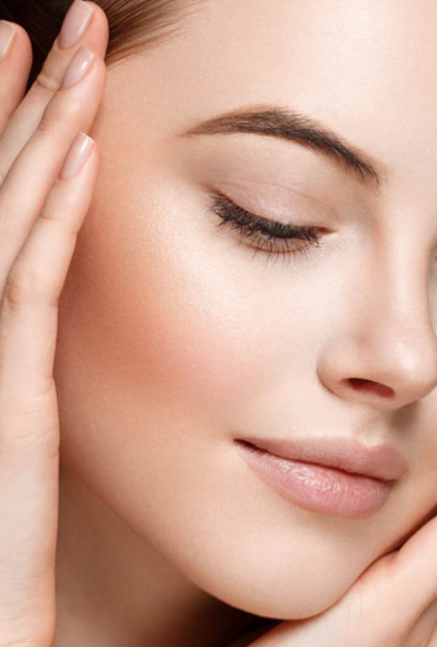 إذا كنتِ تعاني من البقع الداكنة على البشرة جربي ماسك الخميرة