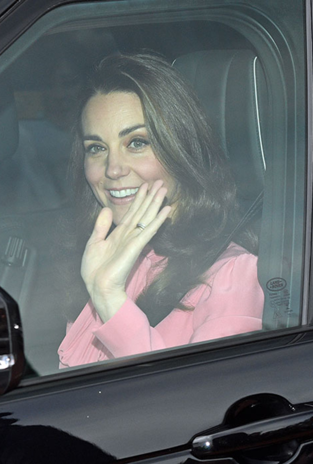 الأمير هاري و ميغان ماركل حضرا الغداء السنوي