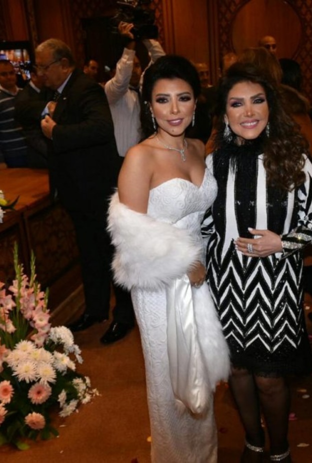 نادية مصطفى وفيروز اركان 