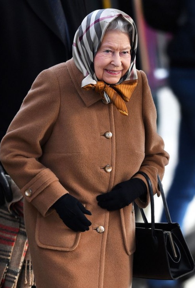 الملكة تستقبل العام الجديد في ساندرينجهام