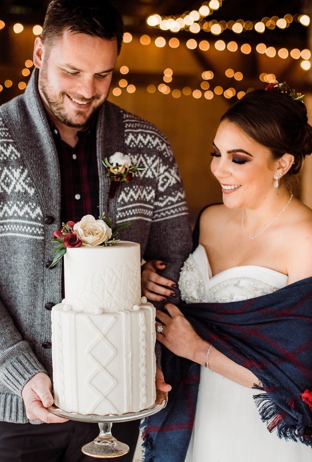 البسكويت على شكل حيوانات شتوية مثل بسكويت مصنوع من زبدة الفول السوداني