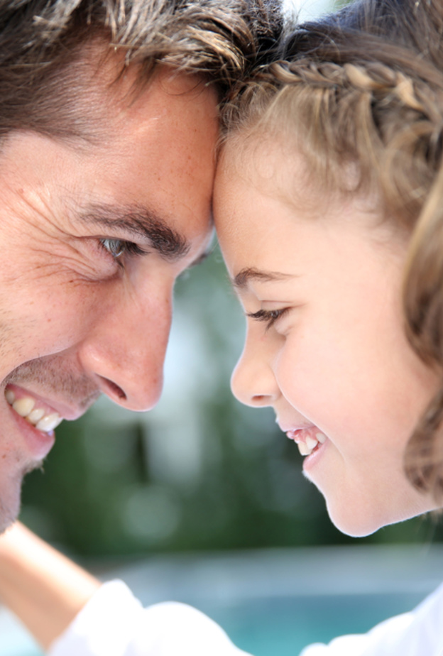 أهم الأنشطة التي يمكن أن يشارك فيها الأب مع بناته