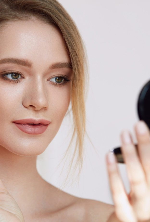 احصلي على بشرة طبيعية المظهر