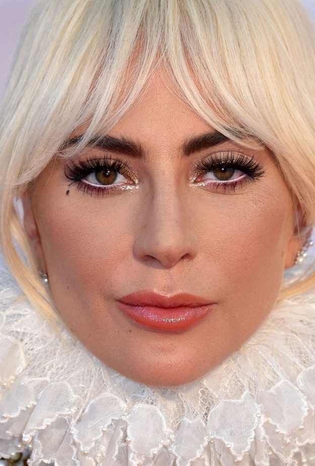 من أجمل ظلال العيون التي اعتمدتها ليدي غاغا