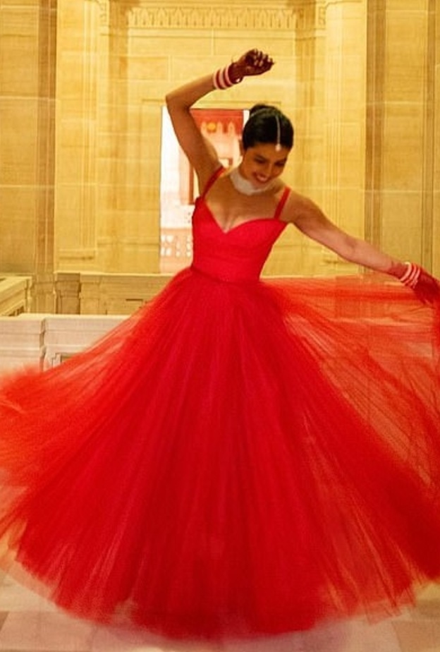 احتفالات زفاف النجمة الهندية بريانكا تشوبرا على المغني الأمريكي نيك جوناس