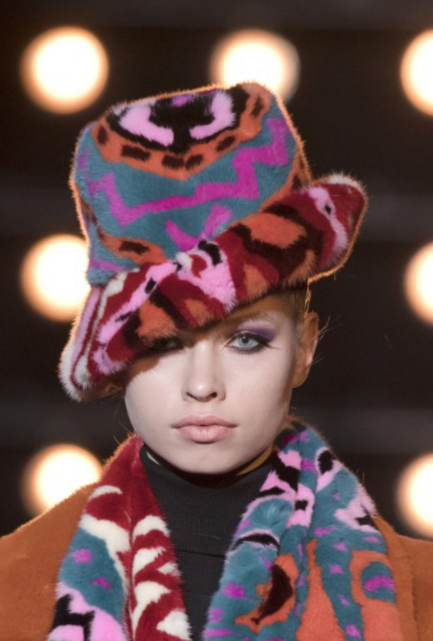 موضة قبعة البيريه التي تغطي الجبين من ‏Zadig & Voltaire