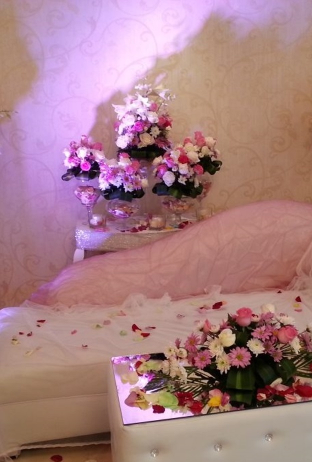 زينة مناسبة للخطوبة في المنزل