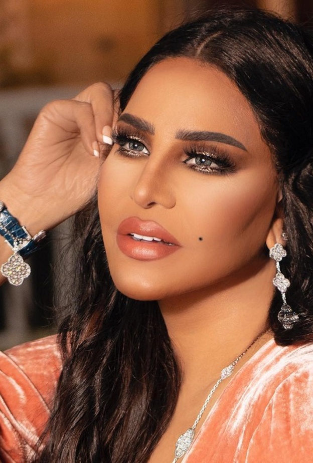 النجمة أحلام تالقت بإطلالات لافتة في 2018