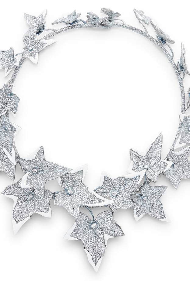 عقد من بوشرون Boucheron