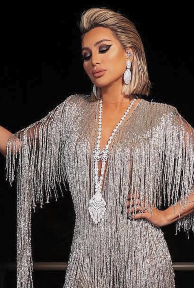 إطلالة النجمة ميريام فارس ليلة رأس السنة بارزة وطبيعية