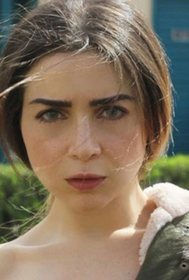 مي عز الدين 