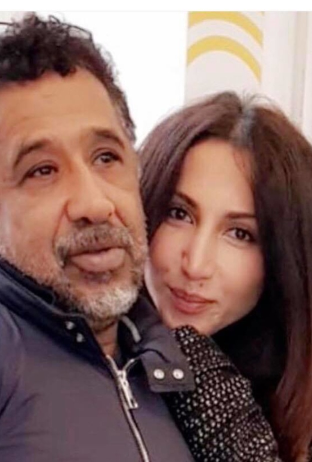 الشاب خالد وزوجته