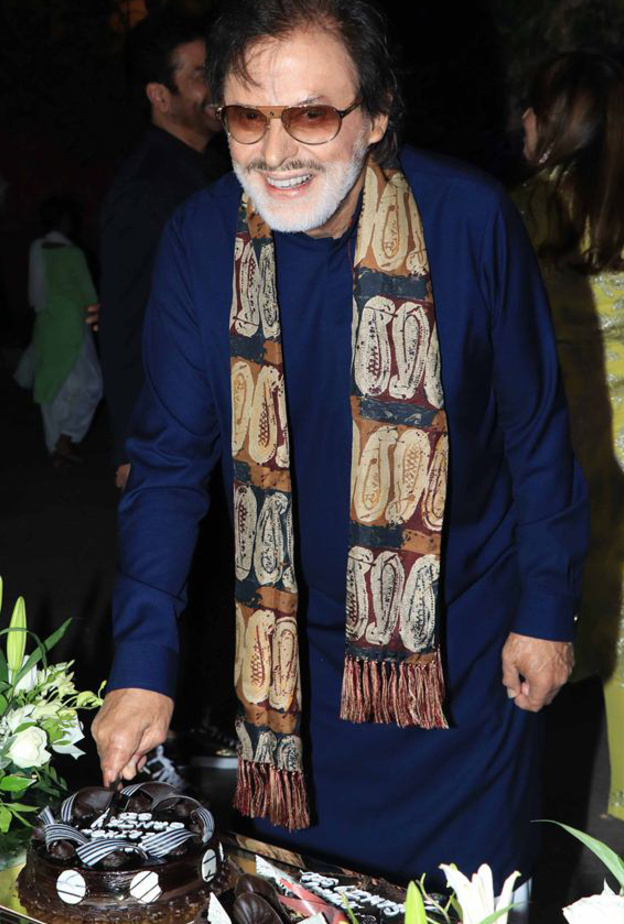 نجوم ومشاهير بوليوود في حفل عيد ميلاد سانجاي خان