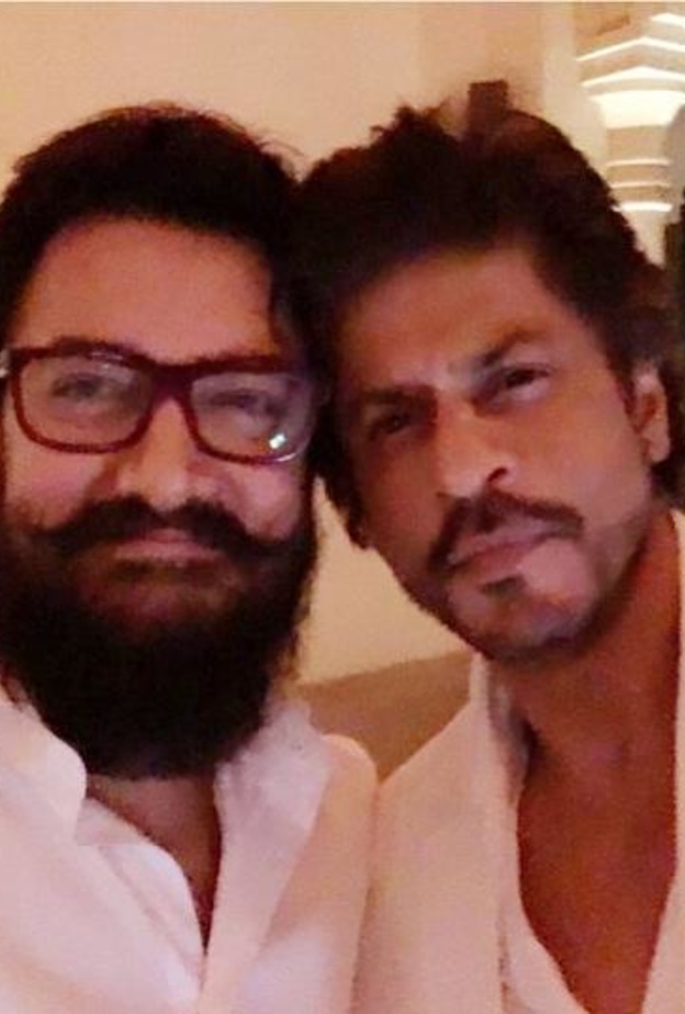 شاروخان يشكر عامر خان