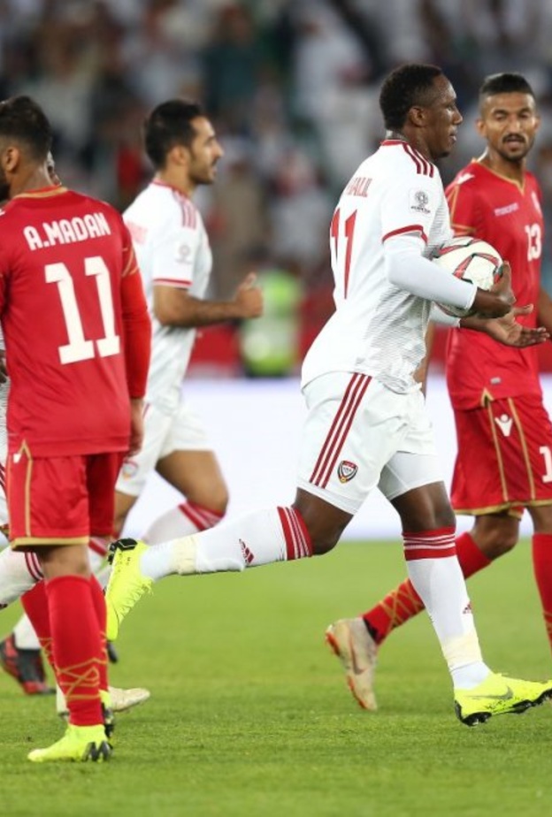 من الإمارات والبحرين