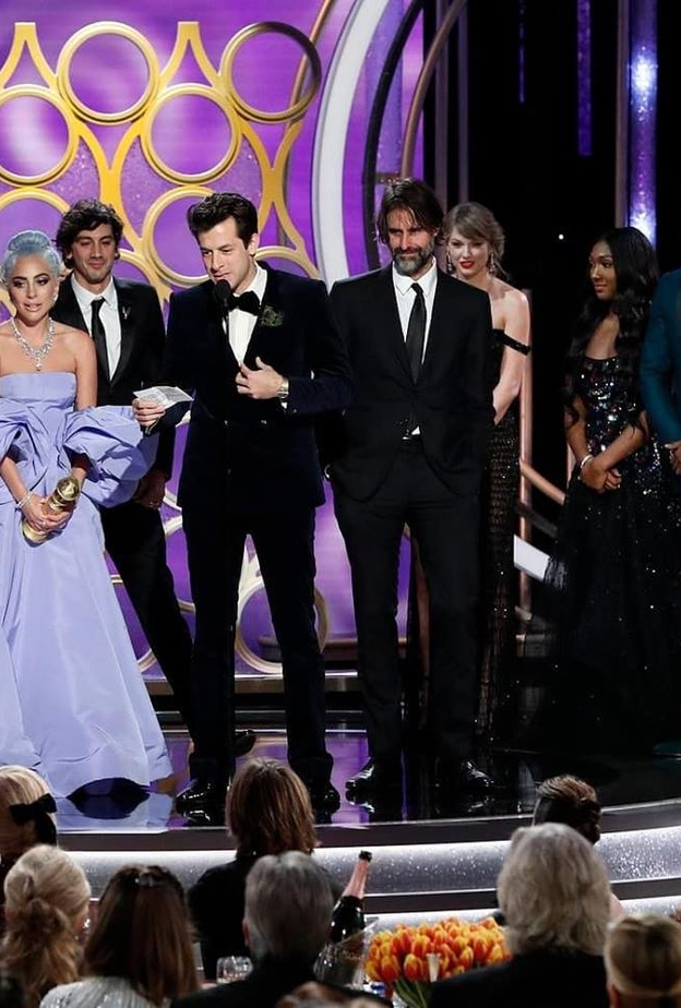 ليدي جاجا في غولدن فلوب 2019 