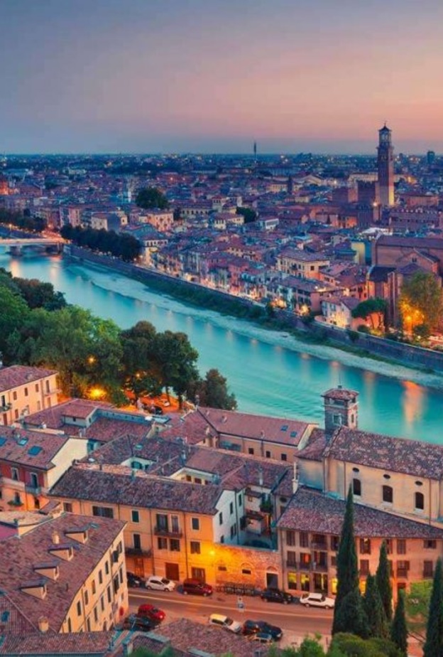 اشتر بطاقات عبر الانترنت للمعالم الشهيرة