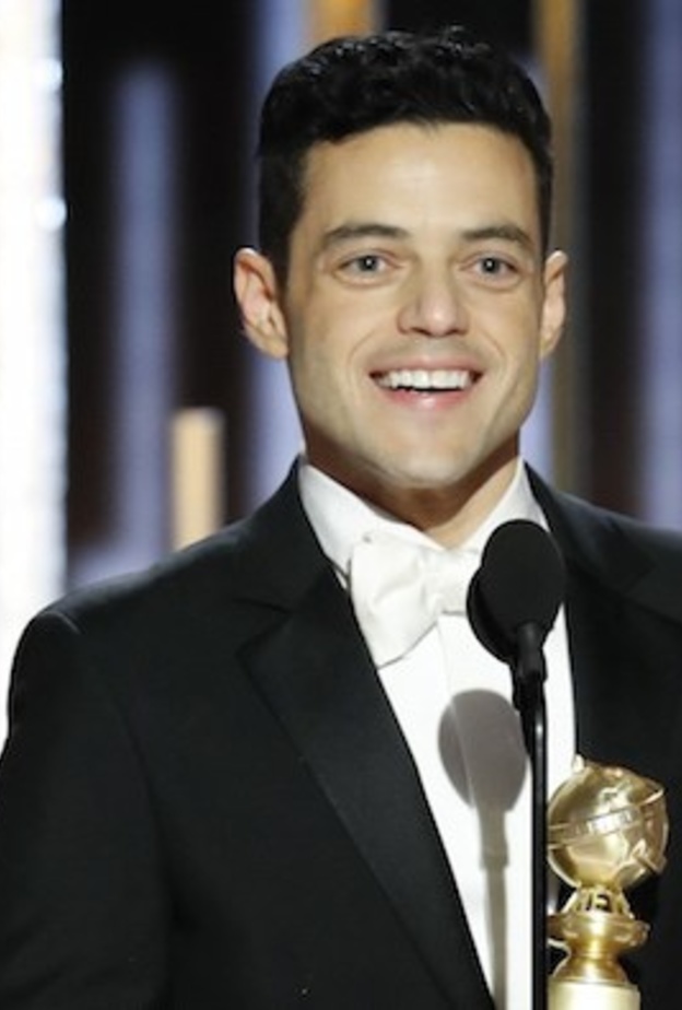 رامي مالك لحظة إستلامه جائزة جولدن جلوب أفضل ممثل