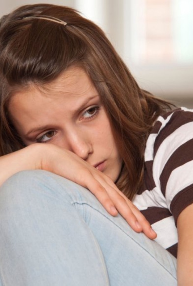 متى تخبر الأم ابنتها عن الدورة الشهرية وإزالة الشعر الزائد 