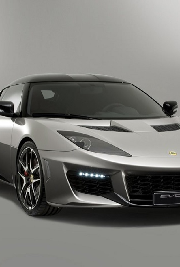 سيارة لوتس ايفورا 400