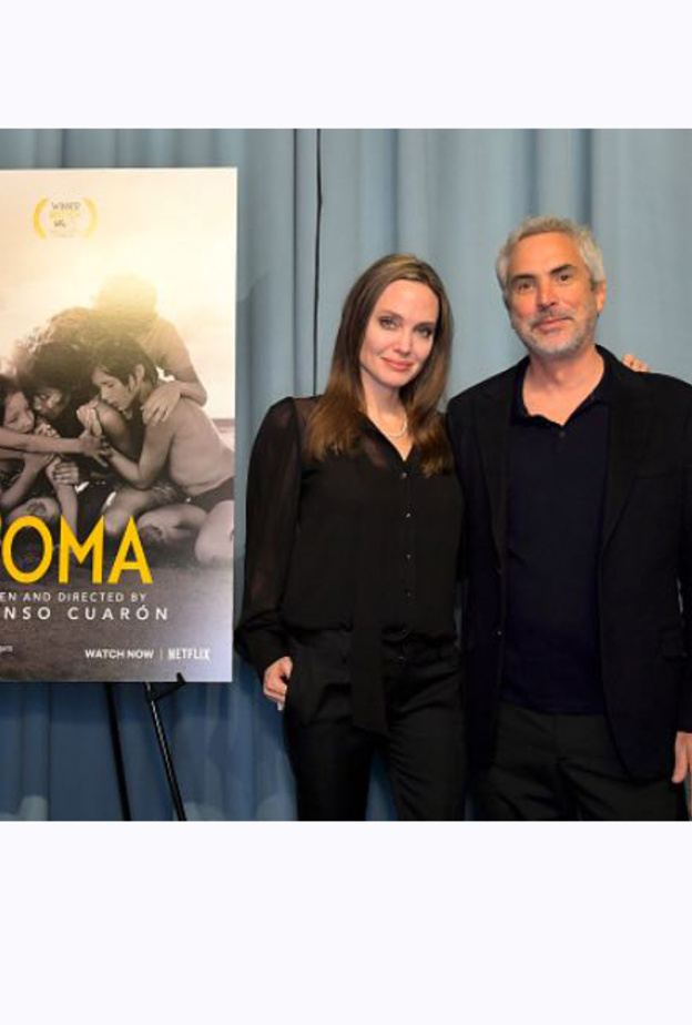 توتر العلاقة بين برادلي كوبروأيرينا شايك بسبب تردده في الزواج منها