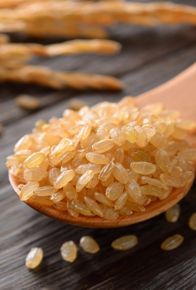 5 فوائد لتناول الارز البني المنبت 