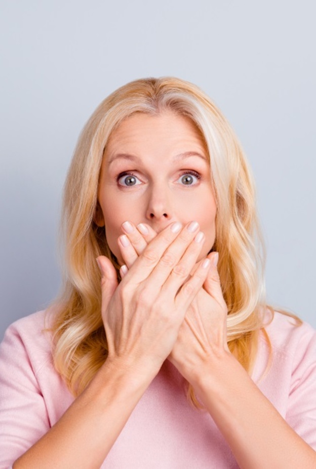 اهم الأسباب التي تؤدي الى حموضة الفم وطرق التخلص منها