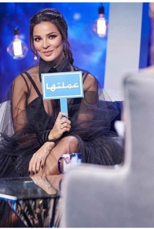 نادين نجيم تبكي على الهواء