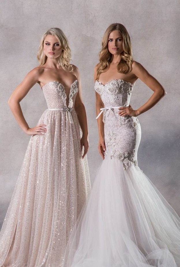 فساتين مع فيونكات