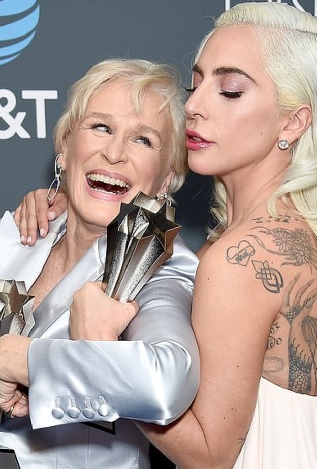 ليدي جاجا و جلين جلوز