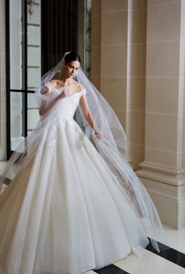 فساتين زفاف فخمة بالتنورة المنفوشة الملكية من مجموعة زهير مراد لخريف 2019 