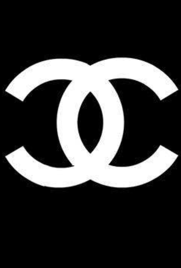  CHANEL  تشتري حصة في الشركة المصنعة KENISSI