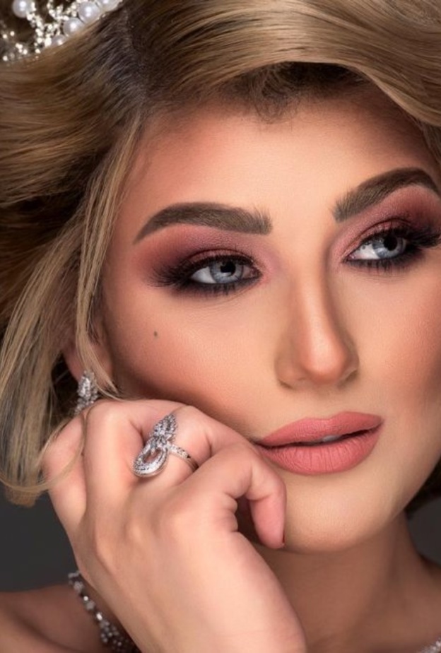 اطلالة عروس من خبيرة التجميل زينب المحيشي