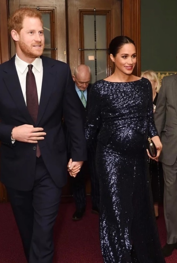 الأمير هاري وميغان ماركل في سهرة مميزة لحضور سيرك دو سوليه أمس 