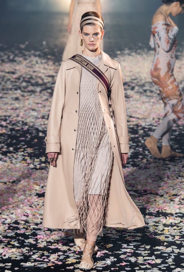 ازياء الكروشيه احدث موضة في شتاء 2019 مع ‏Ulla Johnson