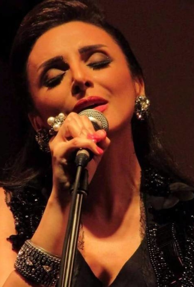 أنغام عاشت علاقة متوترة مع والدها