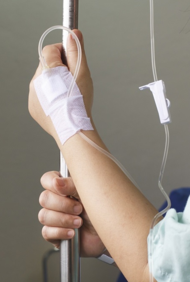 ما هو الفرق بين العلاج الاشعاعي والعلاج الكيميائي	