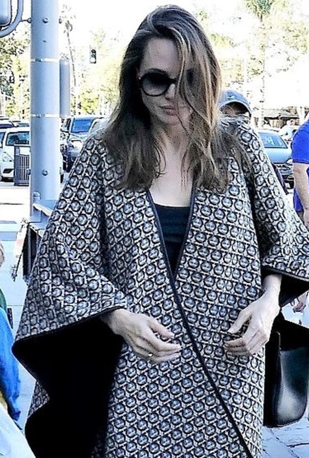 أنجلينا جولي