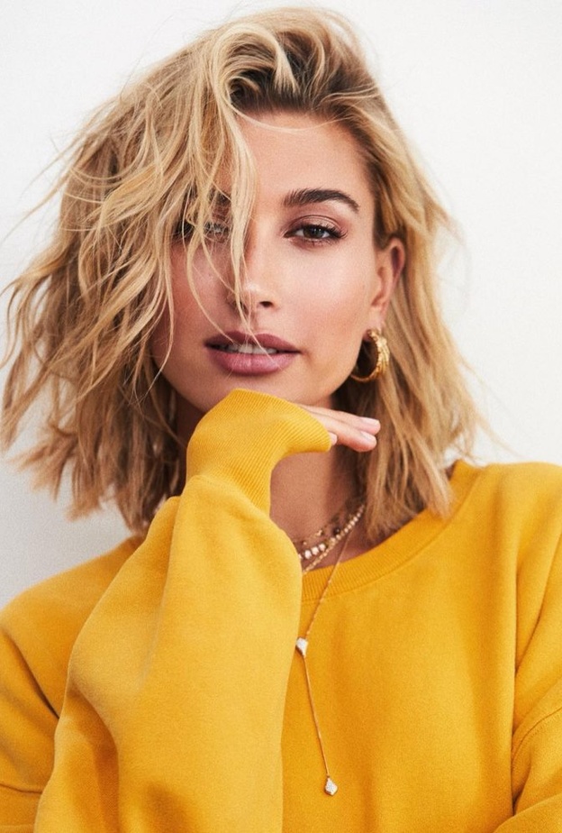 الشعر الأشقر على كلوي كارداشيان