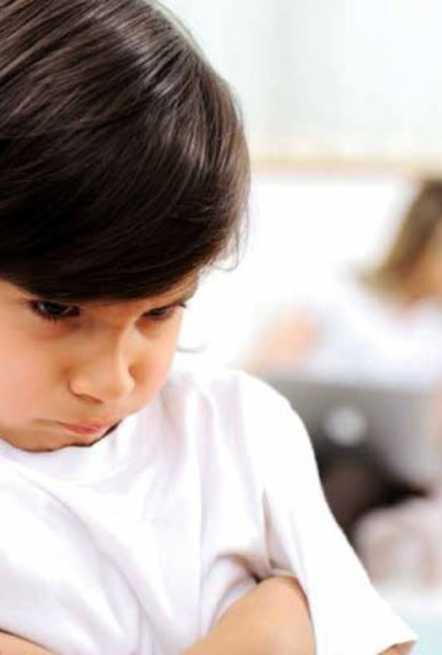 كيف تنعكس مقارنة الطفل بالآخرين على سلوكياته