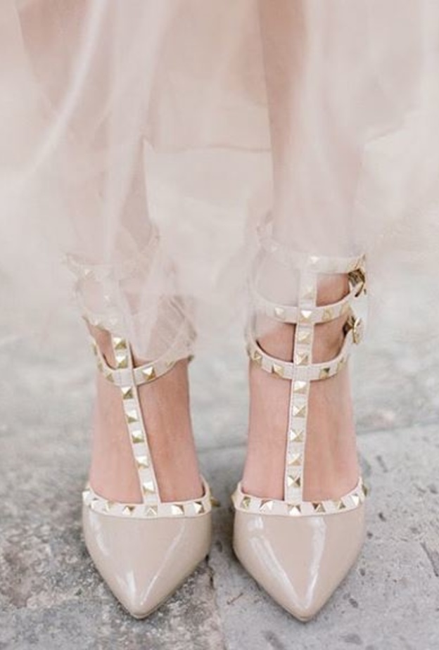 اختاري القصة التي تناسب قدمك