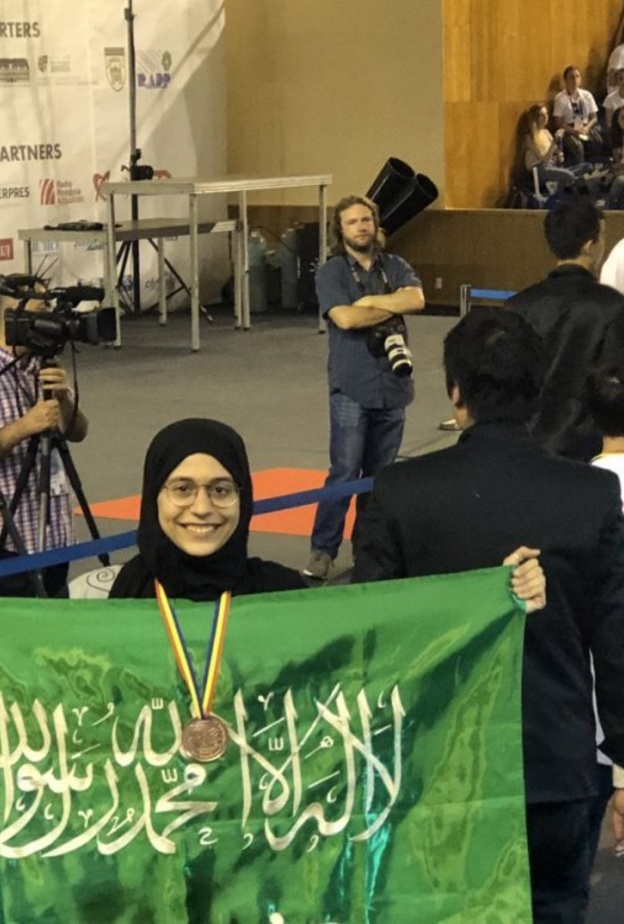 الطالبة ريناد بنت يحيى أبو الجمال