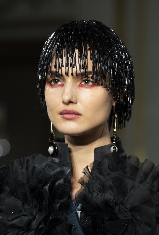 اكسسوارات شعر مميزة من Givenchy 