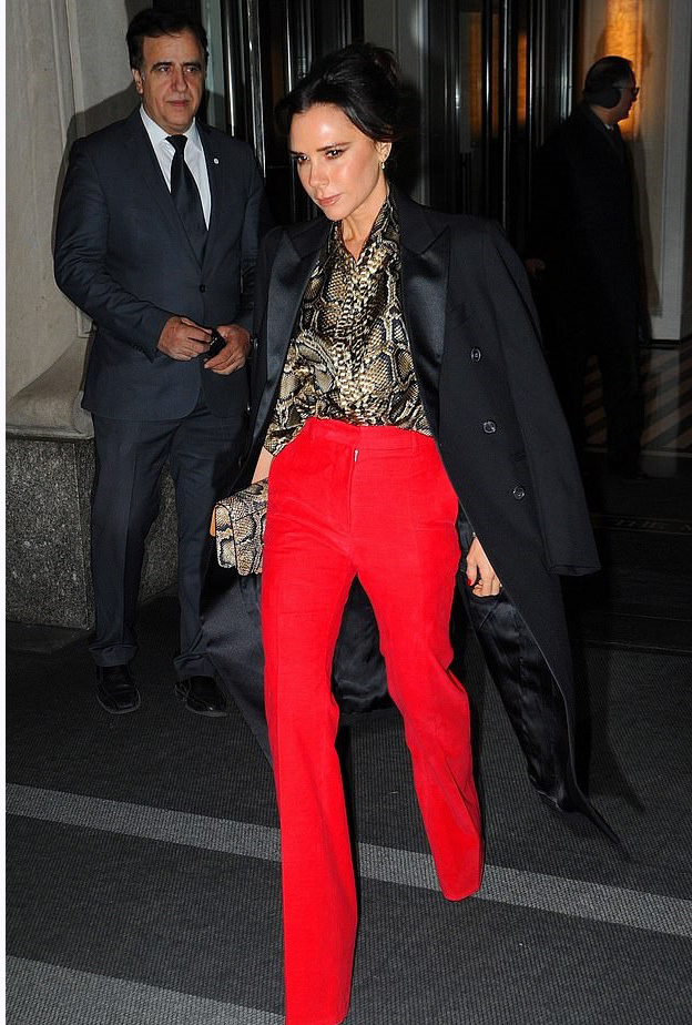 شاهدي تألق هذه التصاميم عندما ترتديها فيكتوريا بيكهام