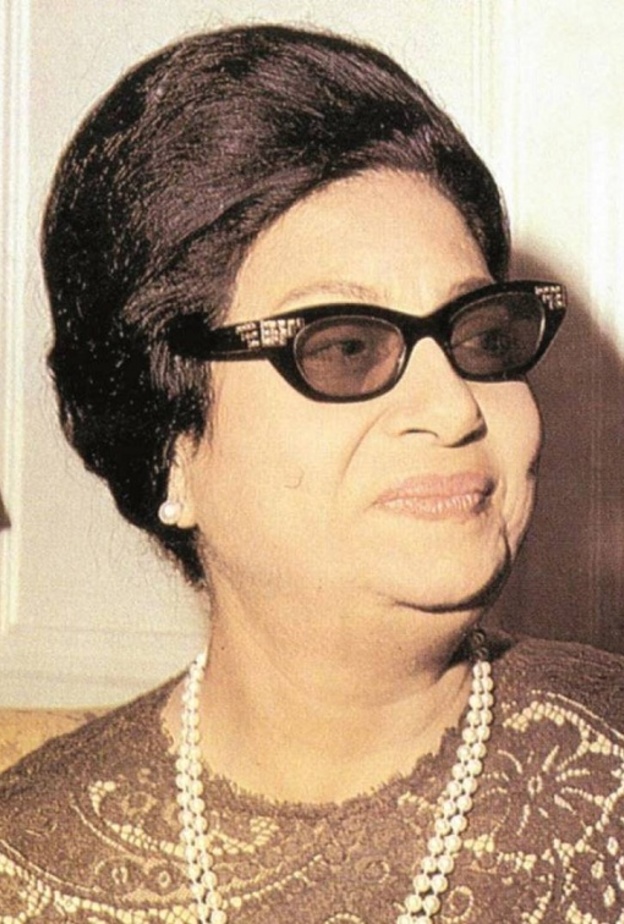 ام كلثوم تعود بتقنية  الهولوغرام لتغني  في مهرجان طنطورة