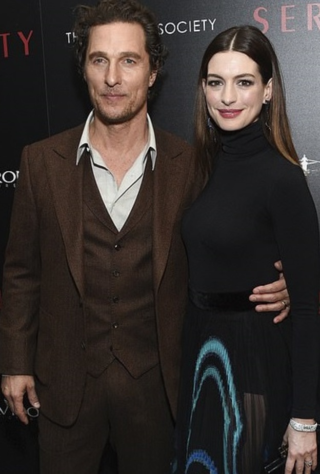 ماثيو ماكونهي و آن هاثاواي