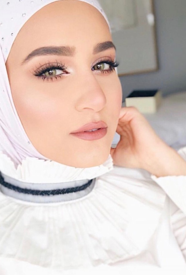 ألوان ظلال العيون الترابية